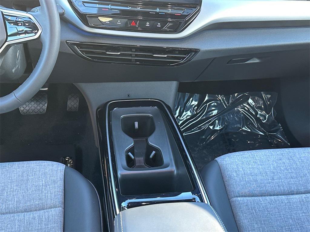 used 2024 Volkswagen ID.4 car, priced at $20,229