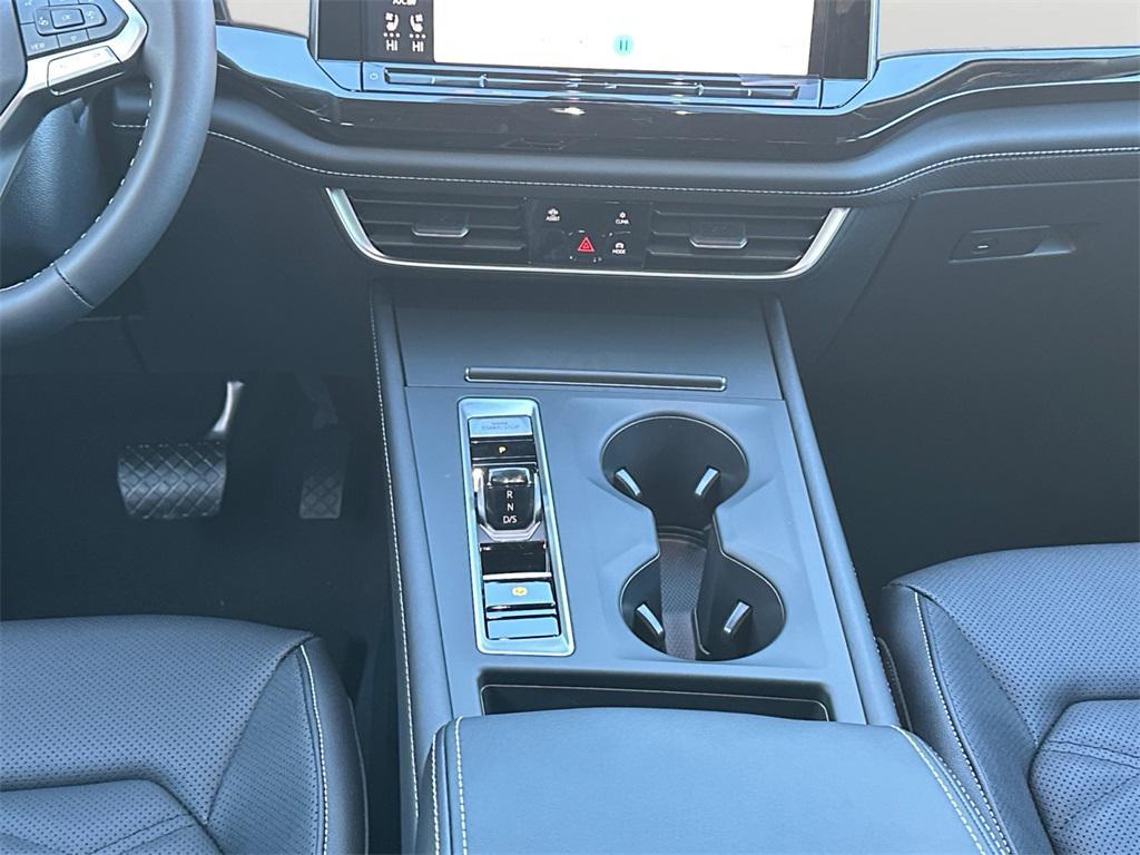 new 2026 Volkswagen Atlas car, priced at $38,631