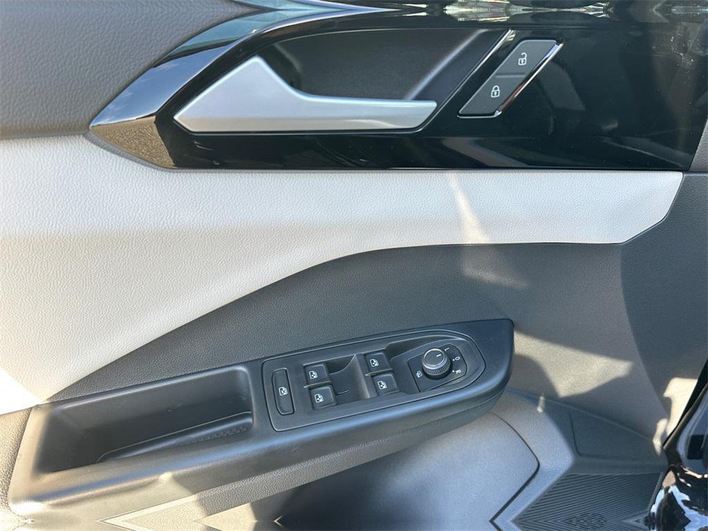 new 2025 Volkswagen Taos car, priced at $23,213