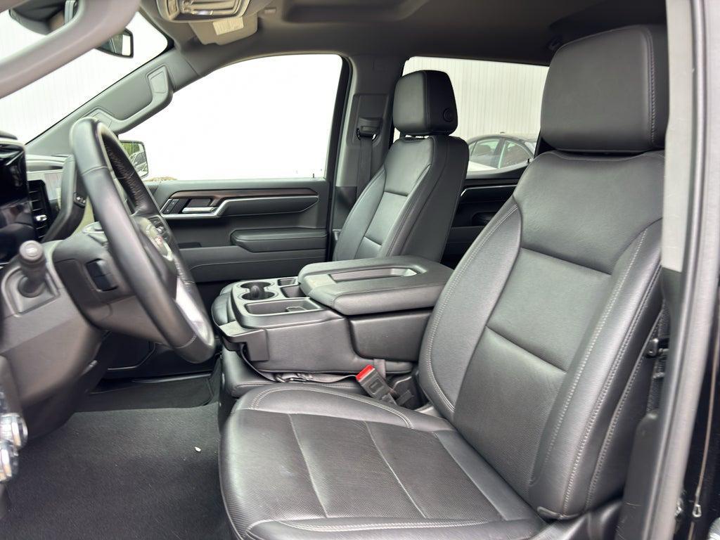 used 2025 GMC Sierra 1500 car, priced at $46,499