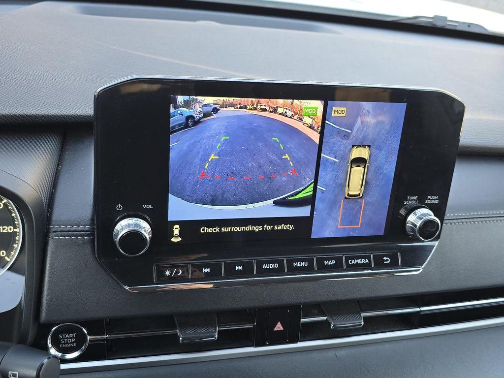 used 2024 Mitsubishi Outlander car, priced at $21,949