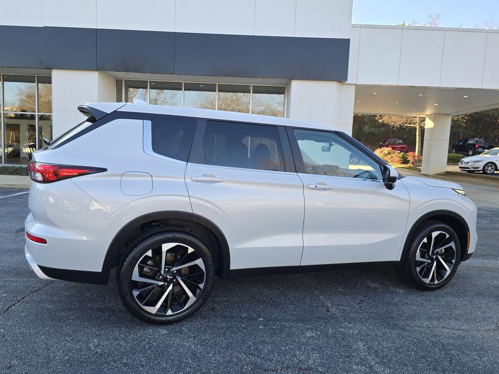 used 2024 Mitsubishi Outlander car, priced at $21,949