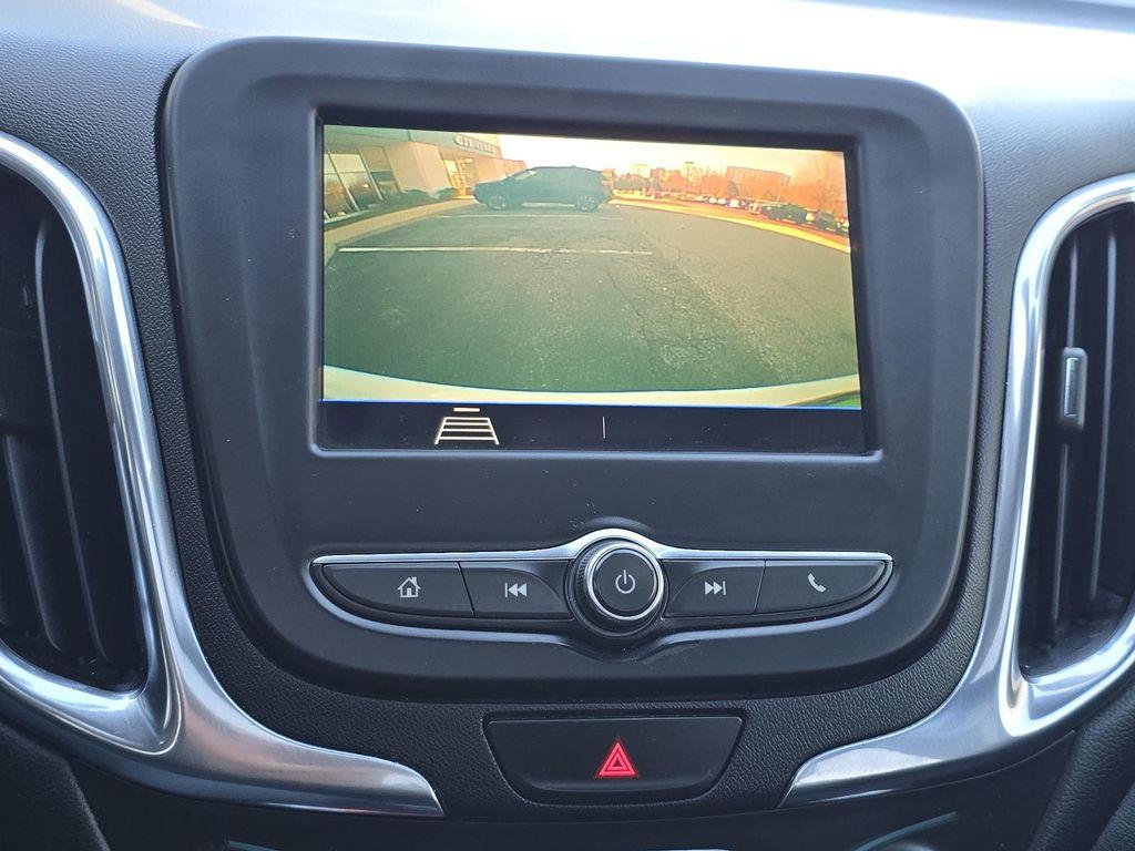 used 2021 Chevrolet Equinox car, priced at $18,672