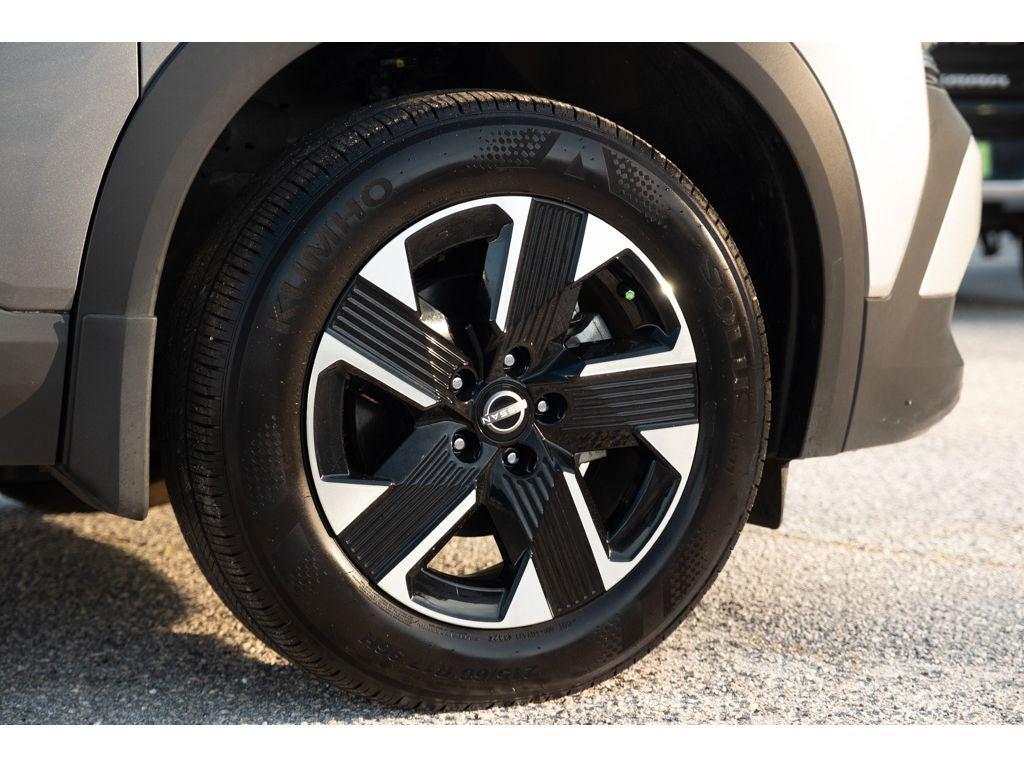 used 2025 Nissan Kicks car, priced at $24,548