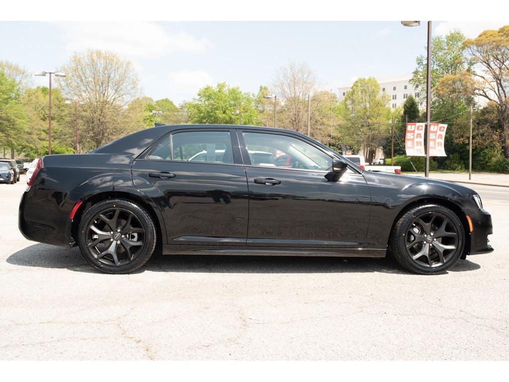 used 2022 Chrysler 300 car, priced at $28,999