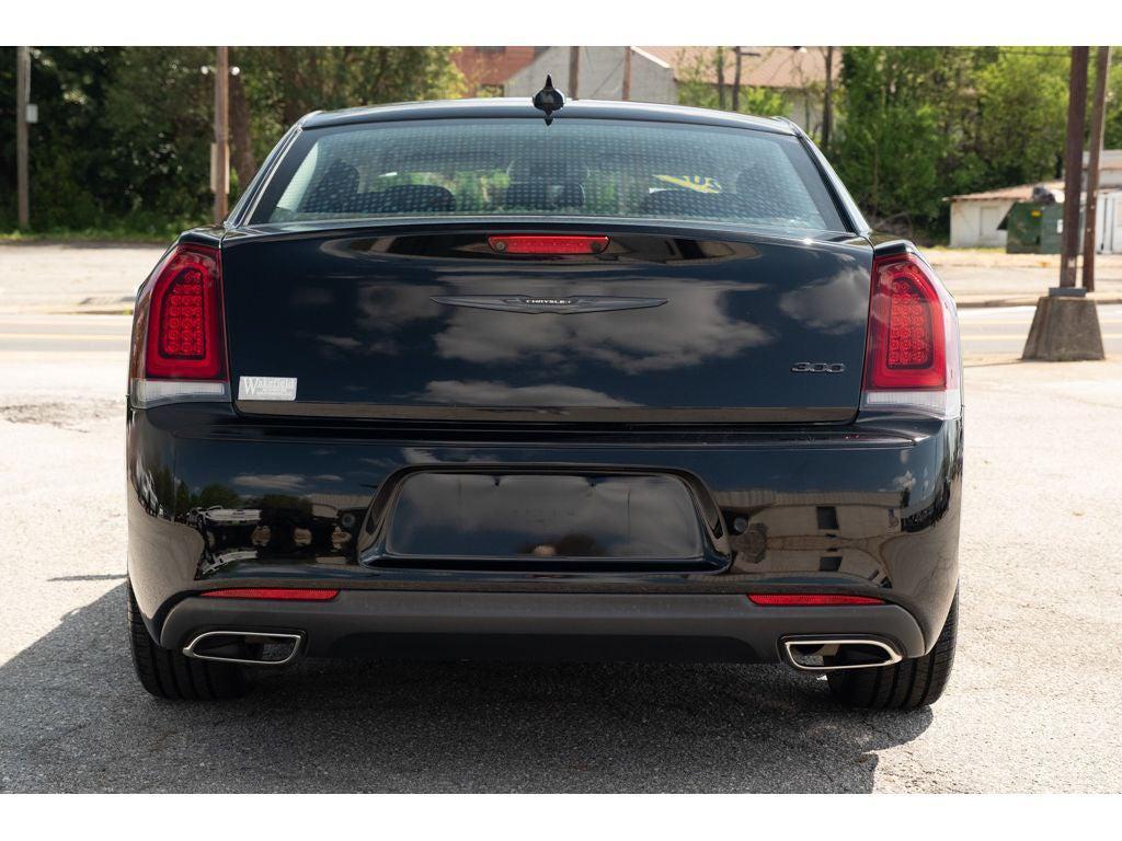 used 2022 Chrysler 300 car, priced at $28,999