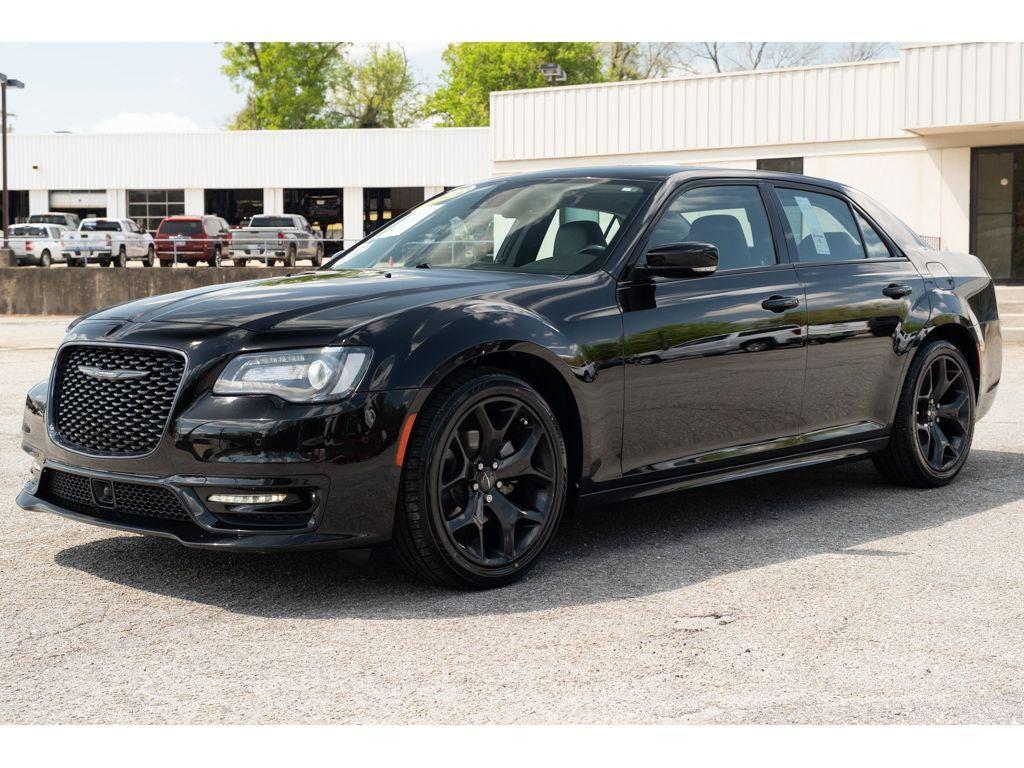 used 2022 Chrysler 300 car, priced at $28,999