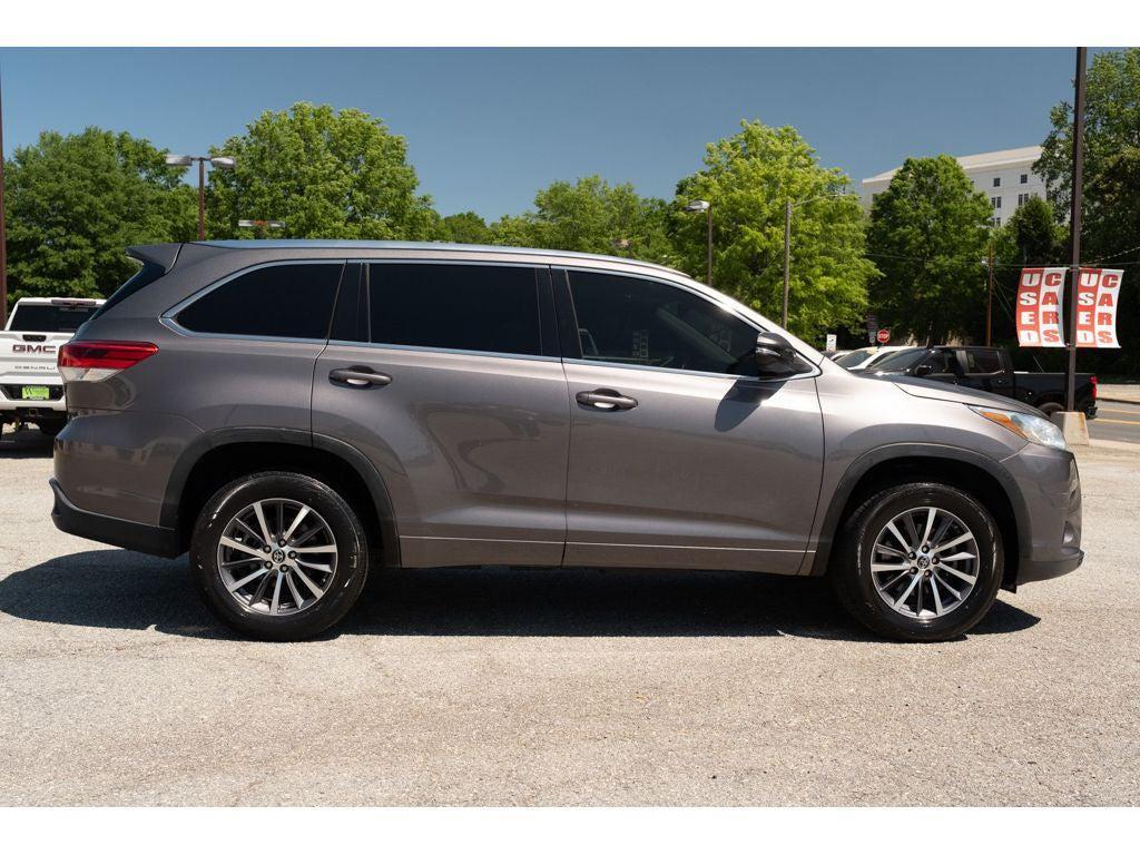 used 2017 Toyota Highlander car, priced at $22,161