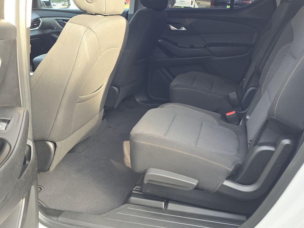 used 2020 Chevrolet Traverse car, priced at $18,900