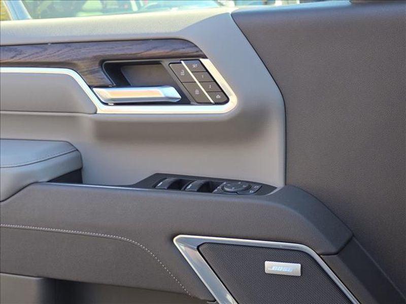 new 2026 GMC Sierra 2500 car, priced at $77,315