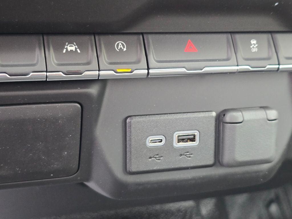 new 2025 GMC Sierra 1500 car, priced at $35,835