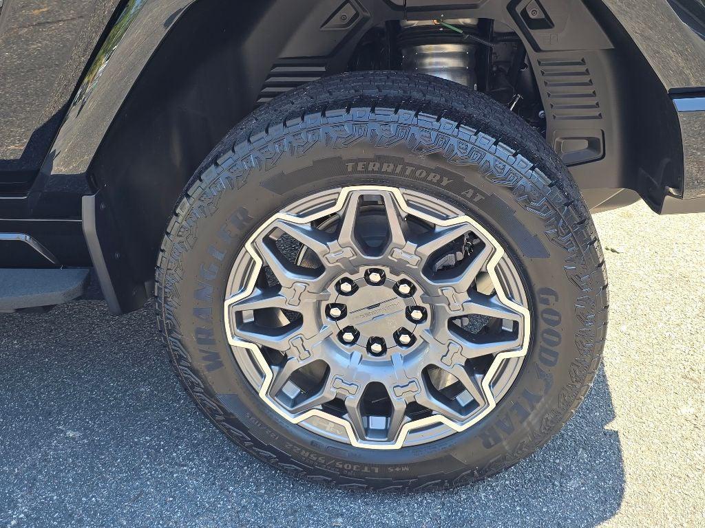 new 2025 GMC HUMMER EV Pickup car, priced at $98,240