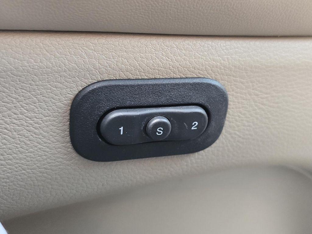 used 2021 Jeep Grand Cherokee car, priced at $22,500