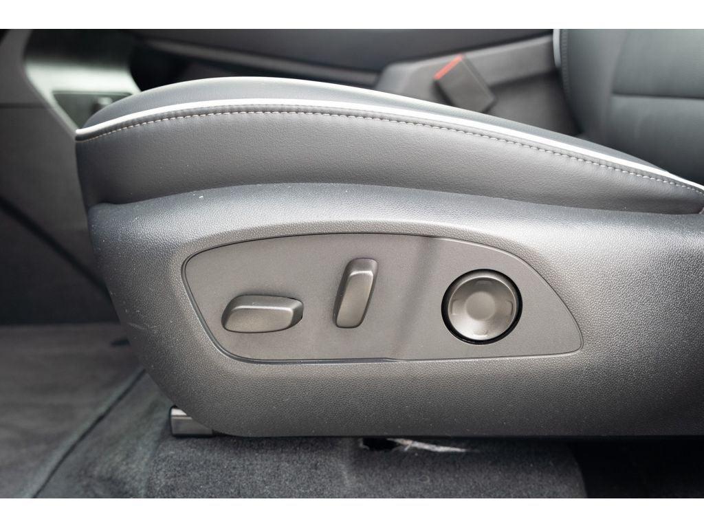 used 2025 Buick Enclave car, priced at $34,949