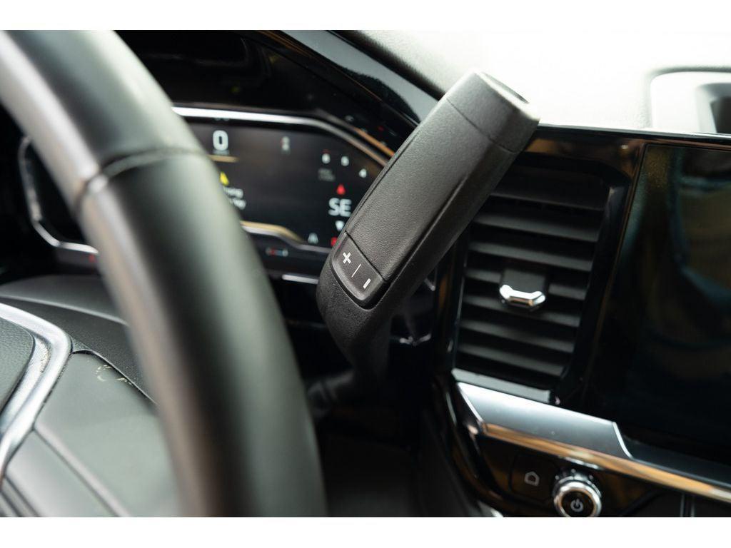 used 2025 GMC Sierra 1500 car, priced at $42,900