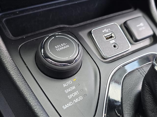 used 2023 Jeep Cherokee car, priced at $20,949