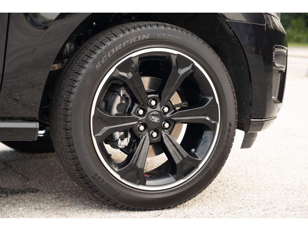 used 2024 Ford Expedition car, priced at $53,900