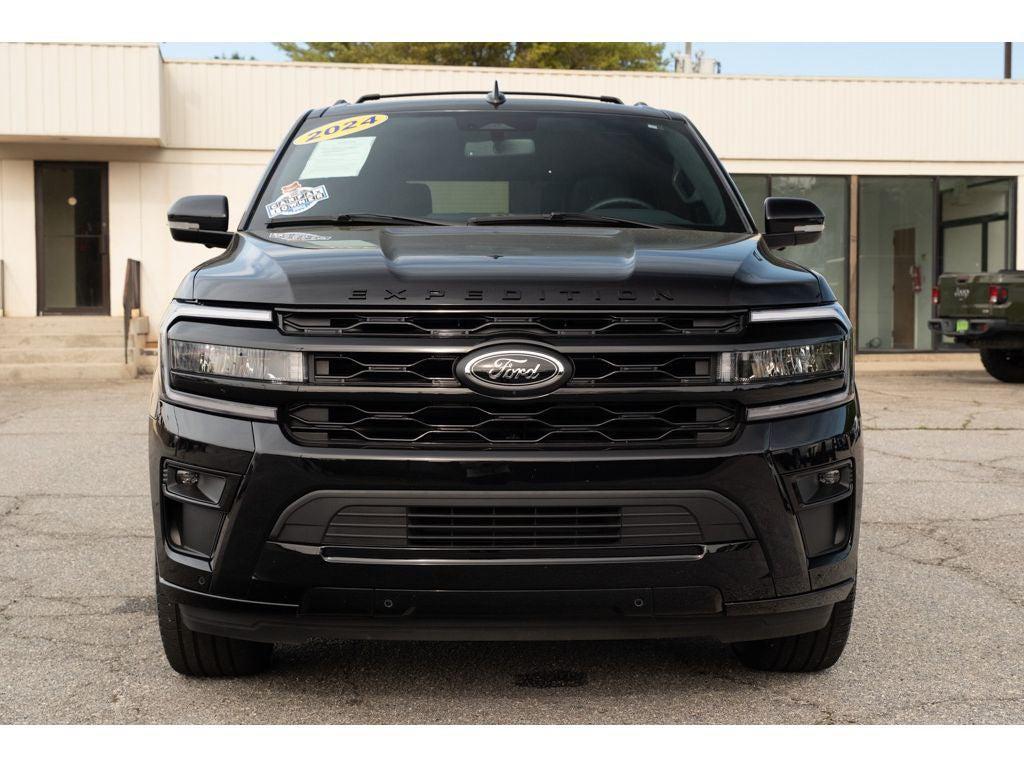 used 2024 Ford Expedition car, priced at $53,900