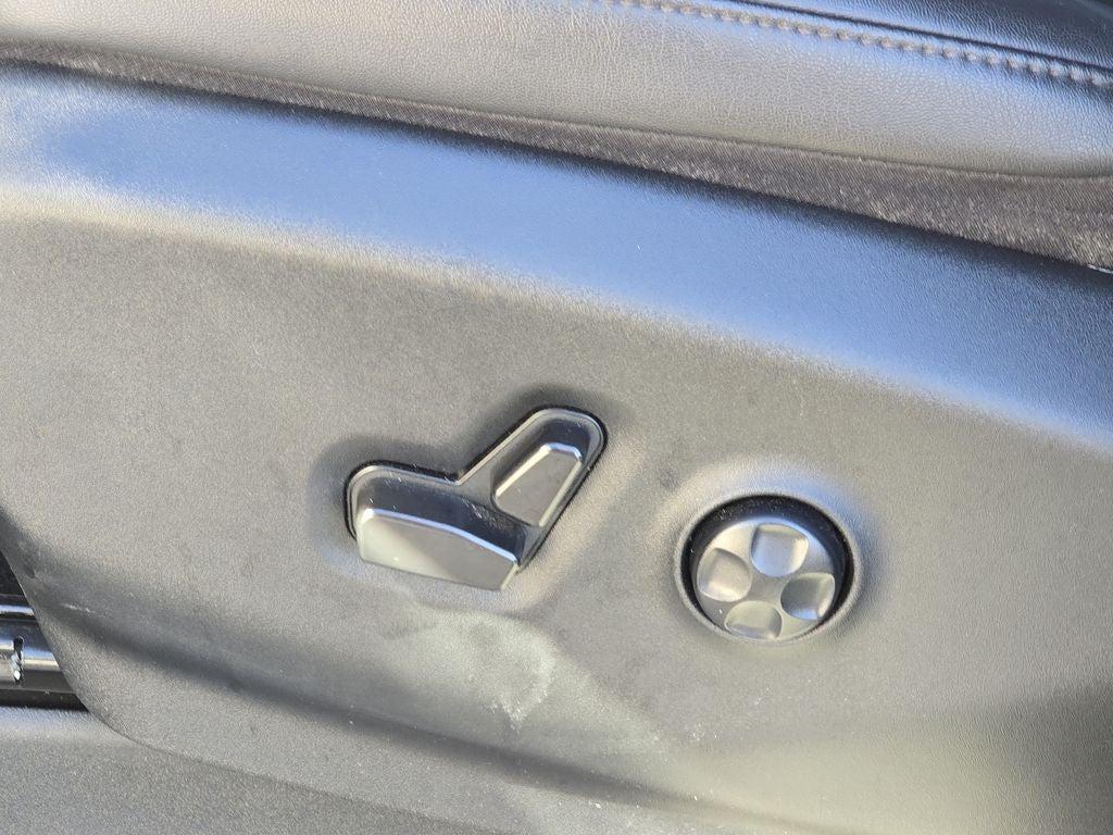 used 2024 Chrysler Pacifica car, priced at $29,600