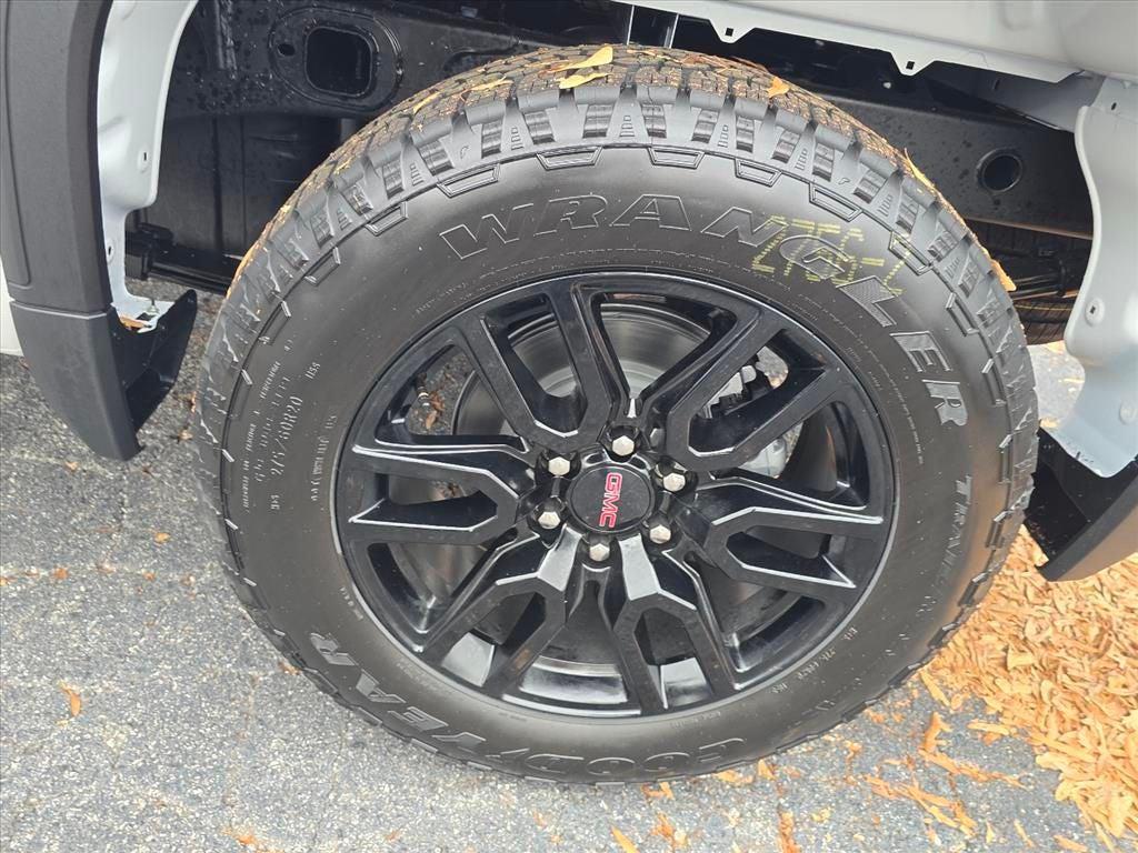 new 2026 GMC Sierra 1500 car, priced at $49,315