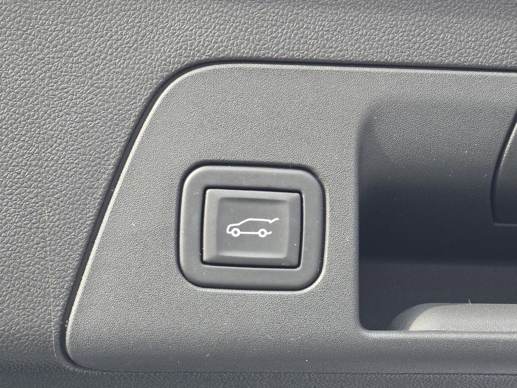 used 2023 Buick Envision car, priced at $23,949