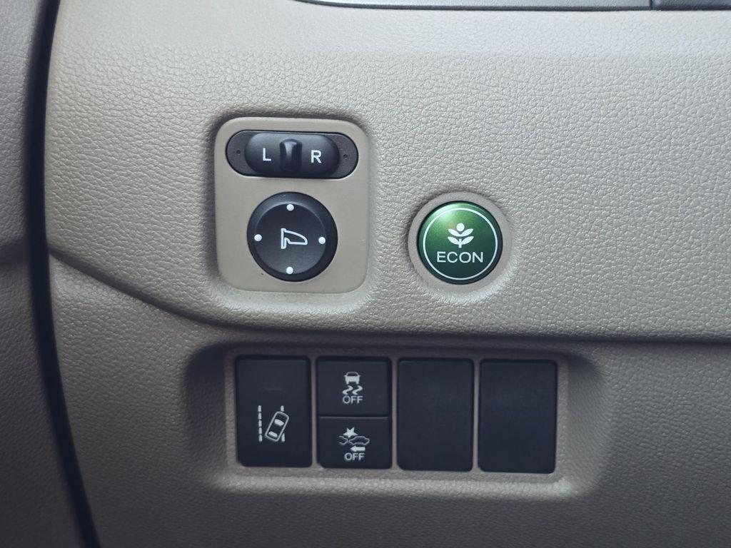 used 2018 Honda Pilot car, priced at $15,949