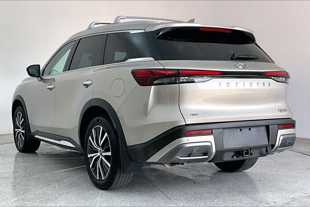 used 2025 INFINITI QX60 car, priced at $45,678