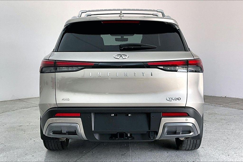 used 2025 INFINITI QX60 car, priced at $45,678