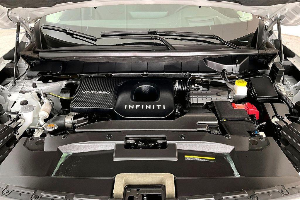 used 2025 INFINITI QX60 car, priced at $45,678