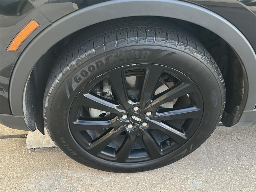 used 2020 Lincoln Nautilus car, priced at $15,686