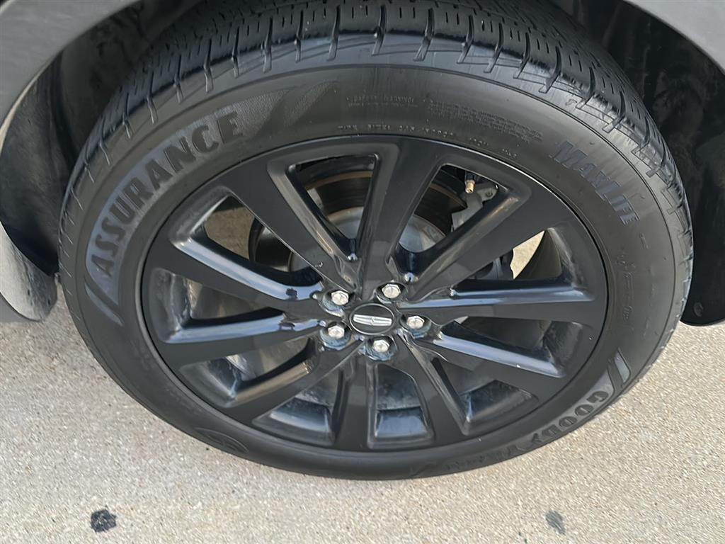 used 2020 Lincoln Nautilus car, priced at $15,686