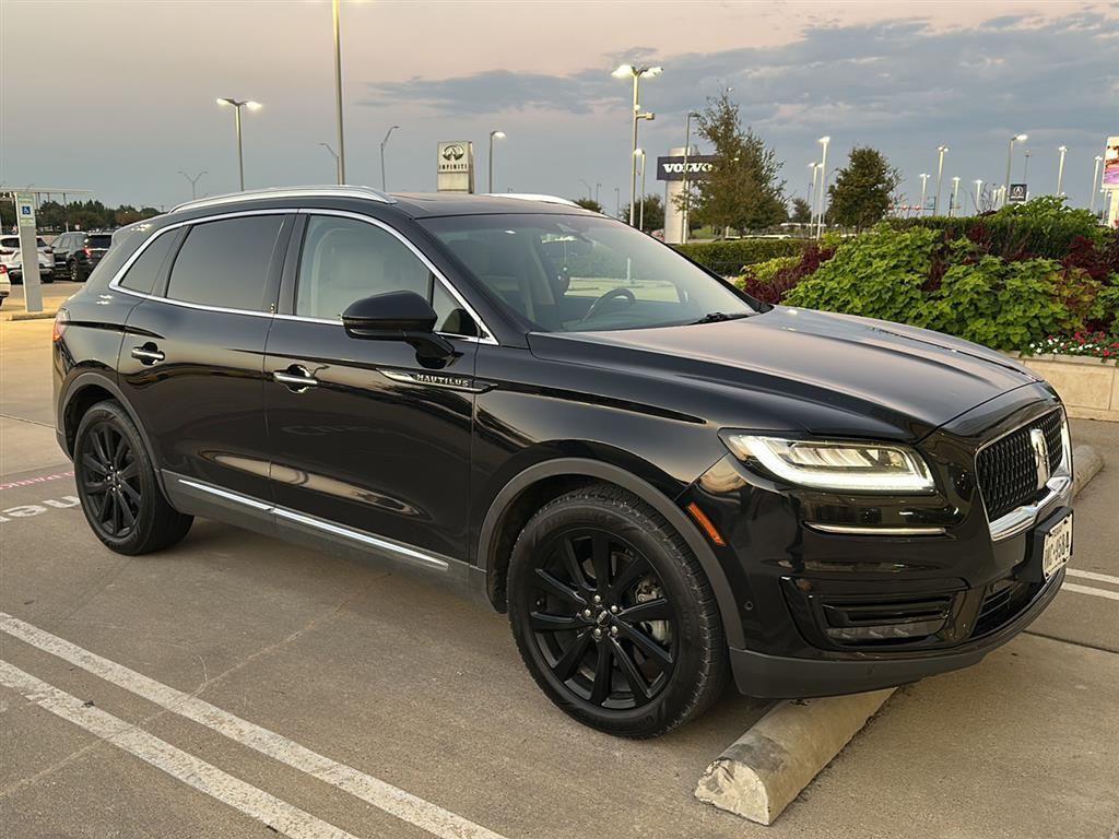 used 2020 Lincoln Nautilus car, priced at $15,686