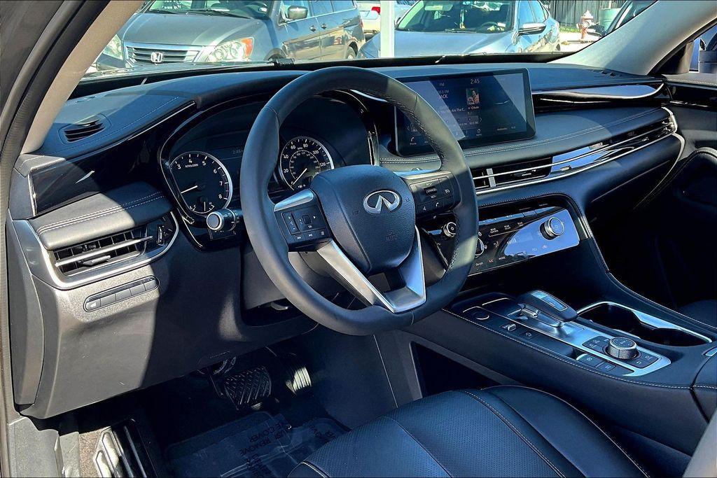 used 2025 INFINITI QX60 car, priced at $36,789