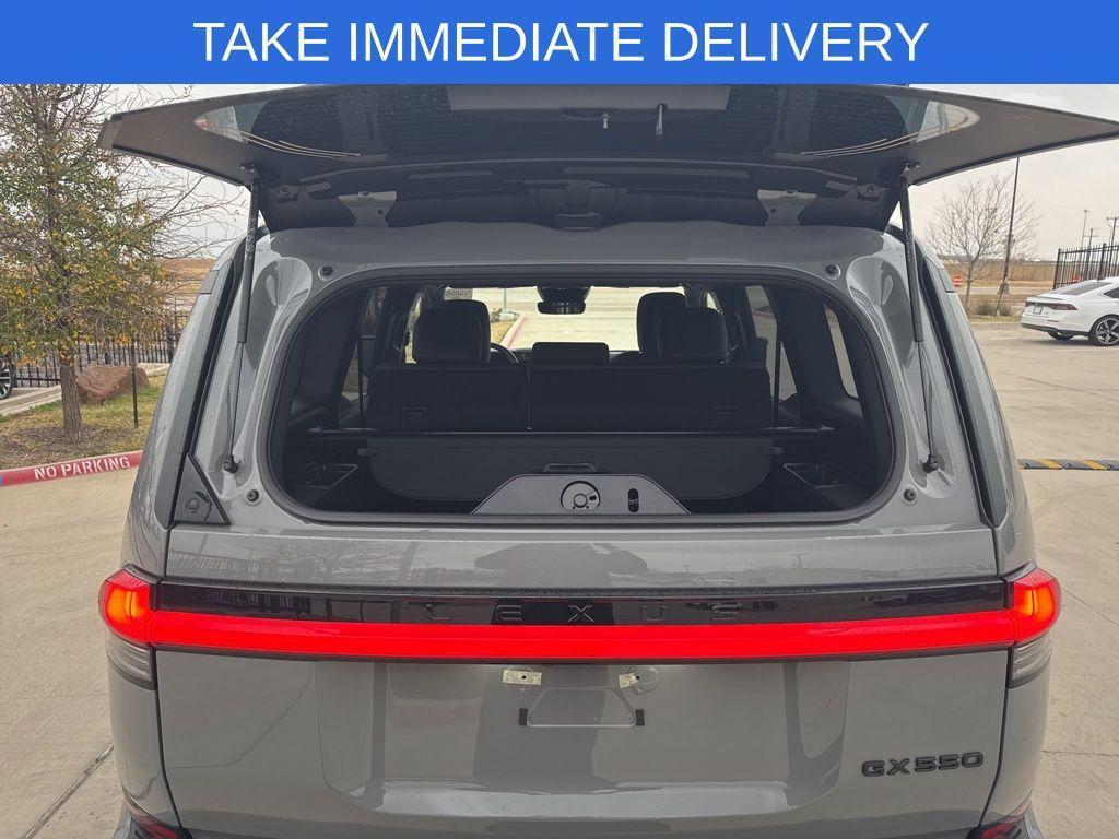 used 2025 Lexus GX 550 car, priced at $88,455