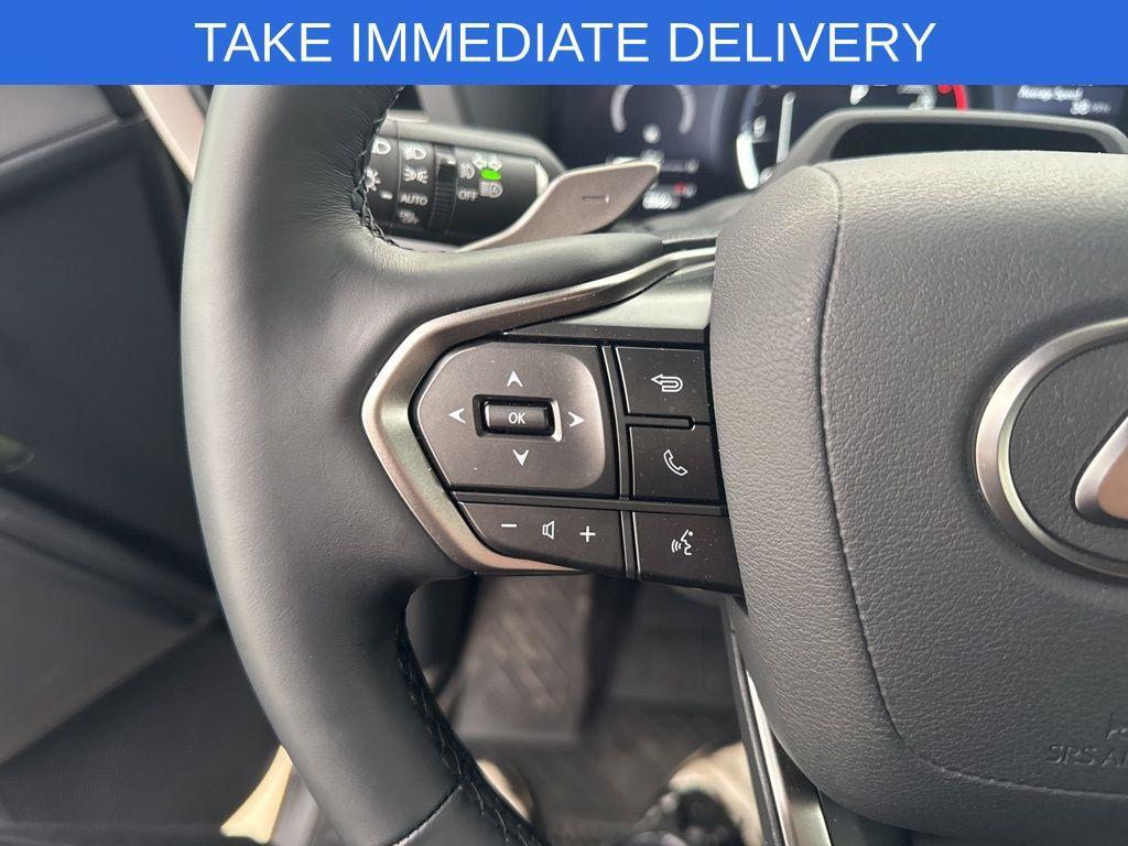 used 2025 Lexus GX 550 car, priced at $88,455