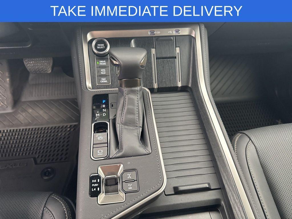 used 2025 Lexus GX 550 car, priced at $88,455