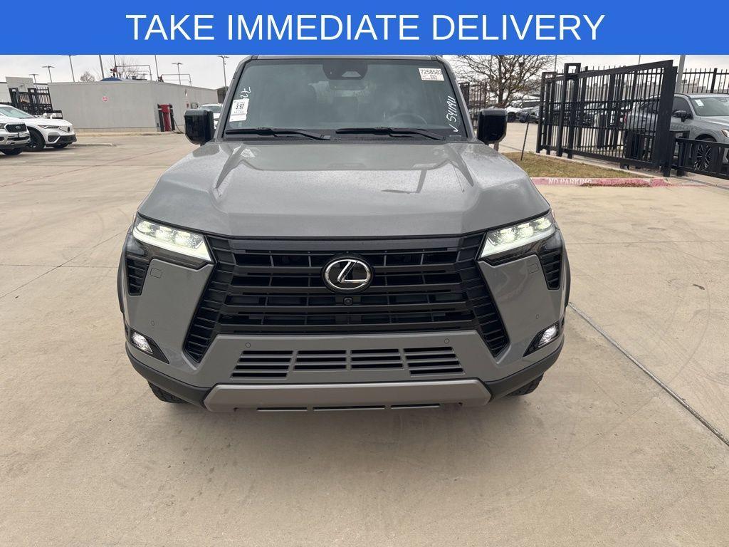 used 2025 Lexus GX 550 car, priced at $88,455