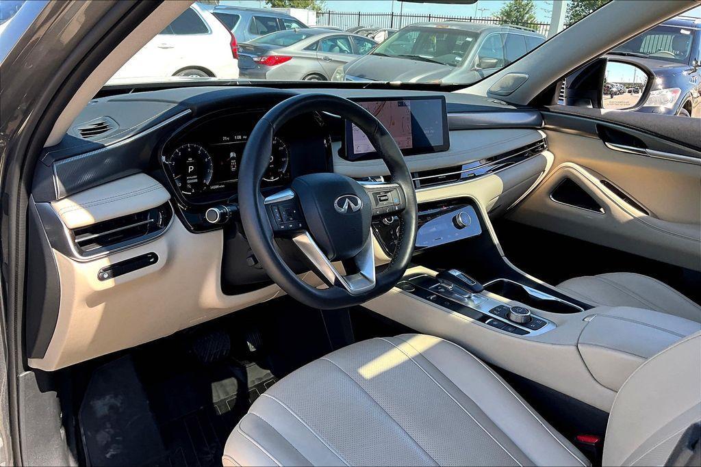 used 2025 INFINITI QX60 car, priced at $39,580