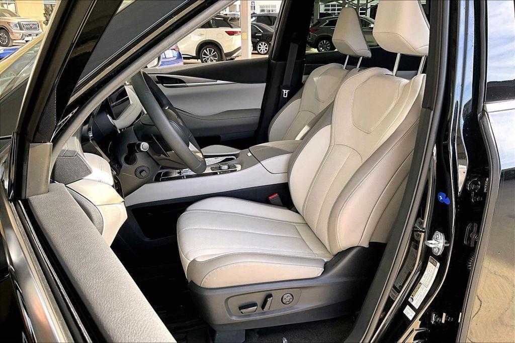 new 2026 INFINITI QX60 car, priced at $52,504