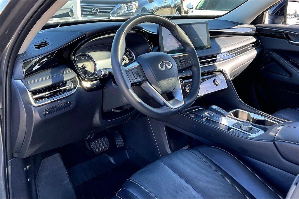 used 2025 INFINITI QX60 car, priced at $35,980