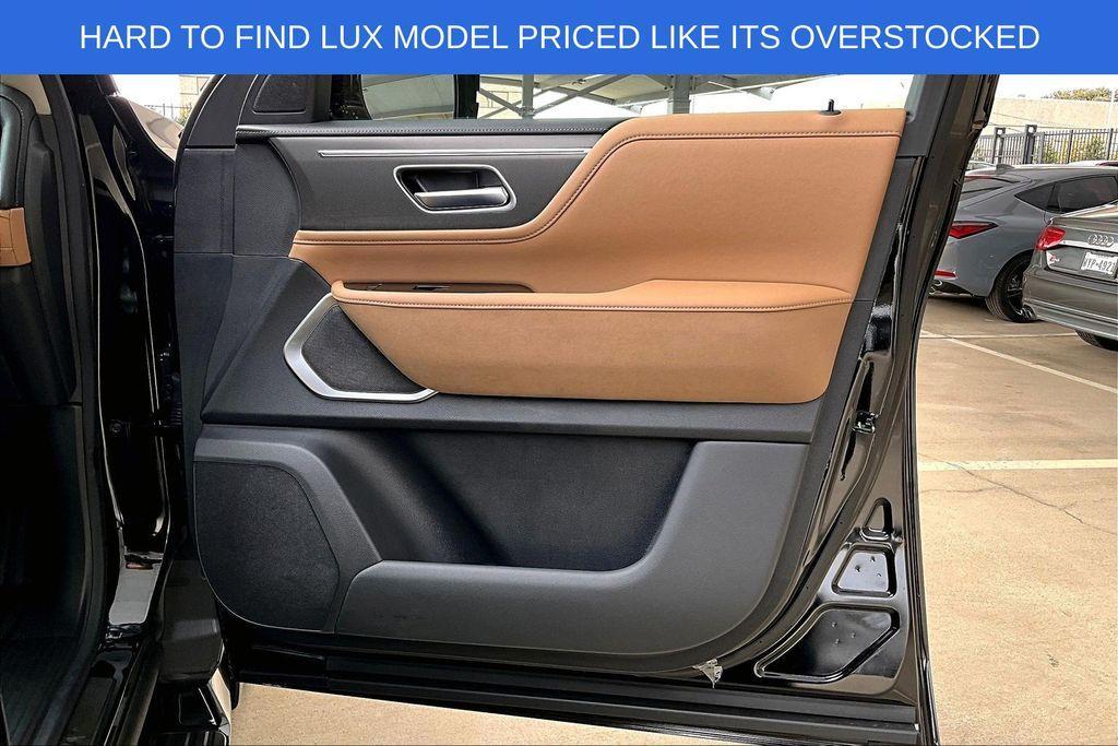 new 2026 INFINITI QX80 car, priced at $86,703