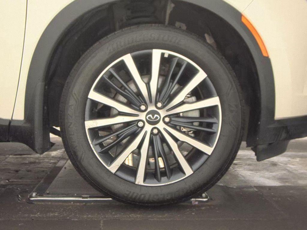 used 2025 INFINITI QX60 car, priced at $54,894