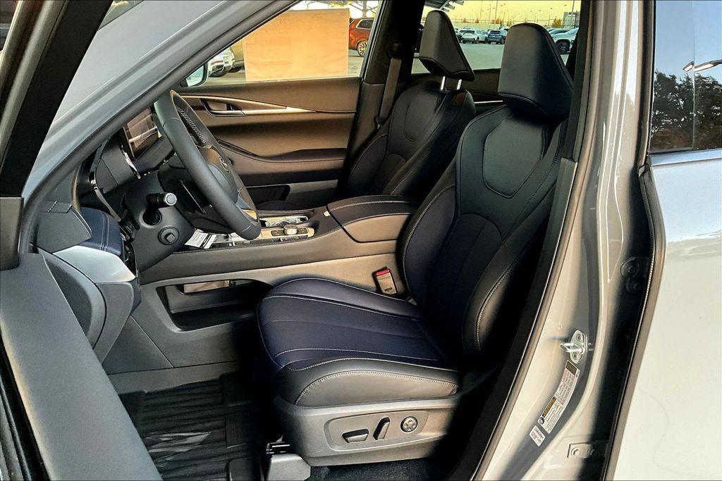 new 2026 INFINITI QX60 car, priced at $66,180