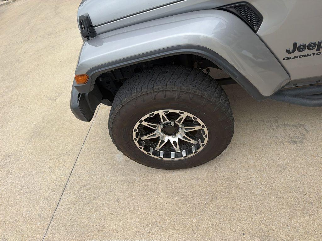 used 2021 Jeep Gladiator car, priced at $25,480