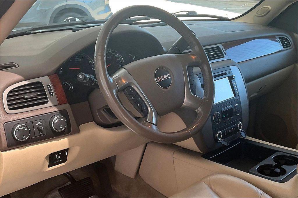 used 2013 GMC Yukon car, priced at $17,300