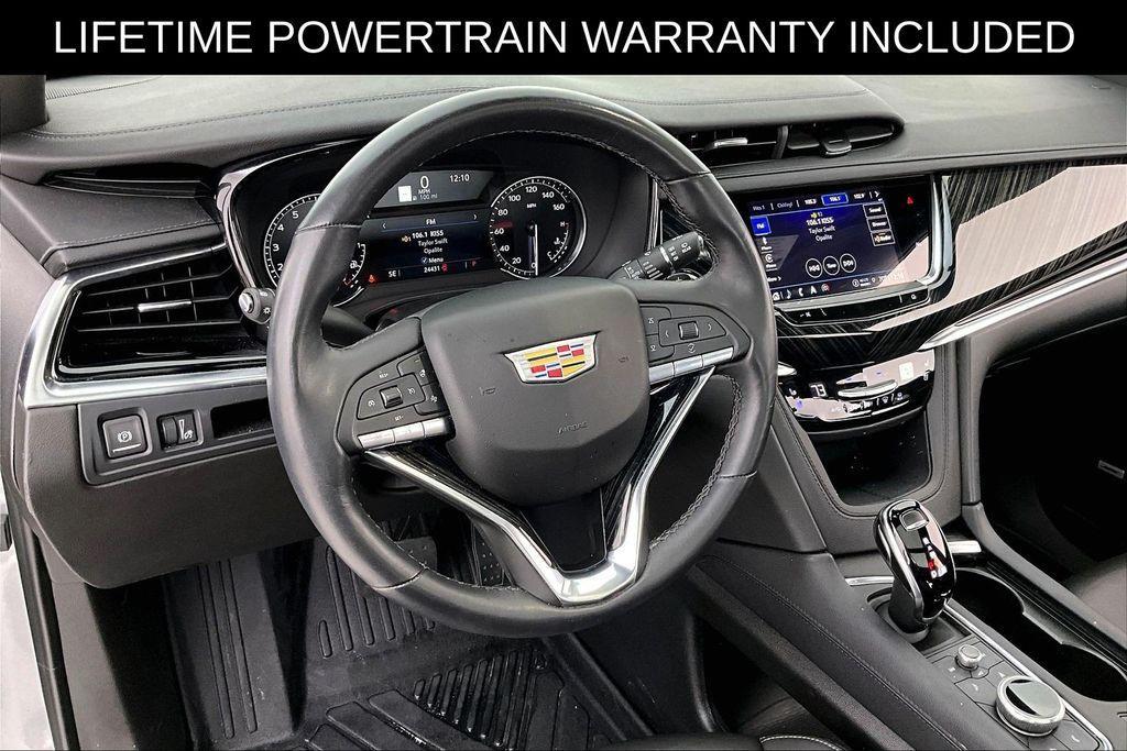 used 2025 Cadillac XT6 car, priced at $42,500