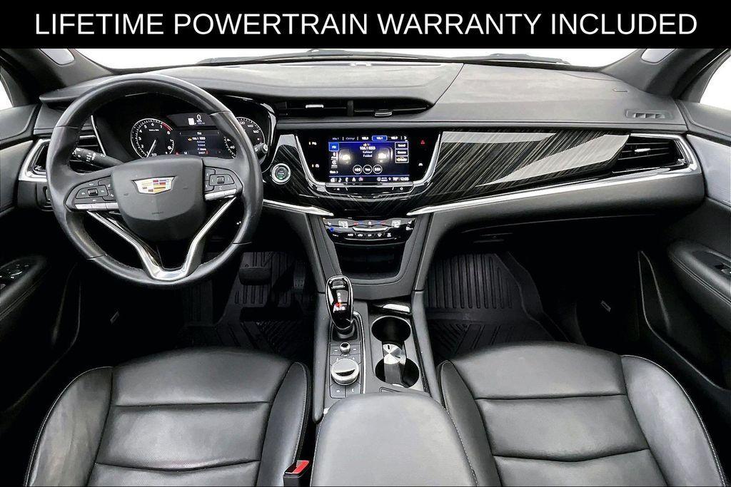 used 2025 Cadillac XT6 car, priced at $42,500