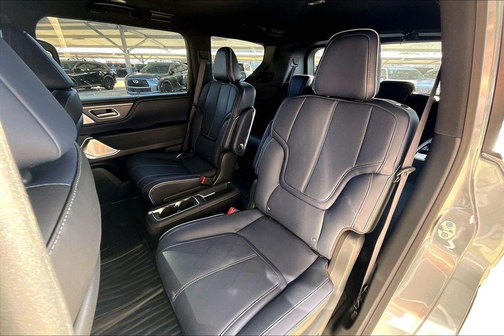 new 2026 INFINITI QX80 car, priced at $107,415