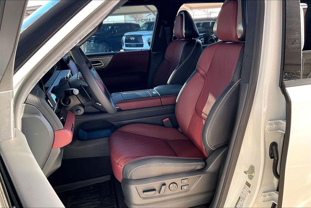 new 2026 INFINITI QX80 car, priced at $100,535