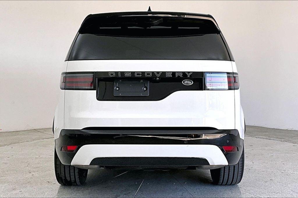 used 2023 Land Rover Discovery car, priced at $36,987